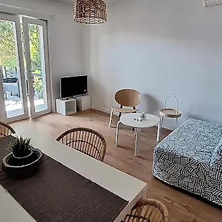 Appartement In With Wifi Sveti Filip i Jakov