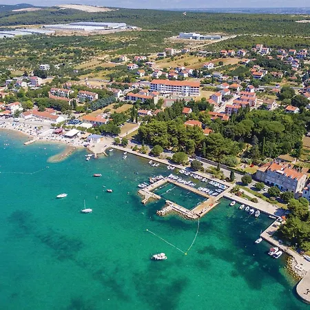 Lägenhet In With Wifi Sveti Filip i Jakov